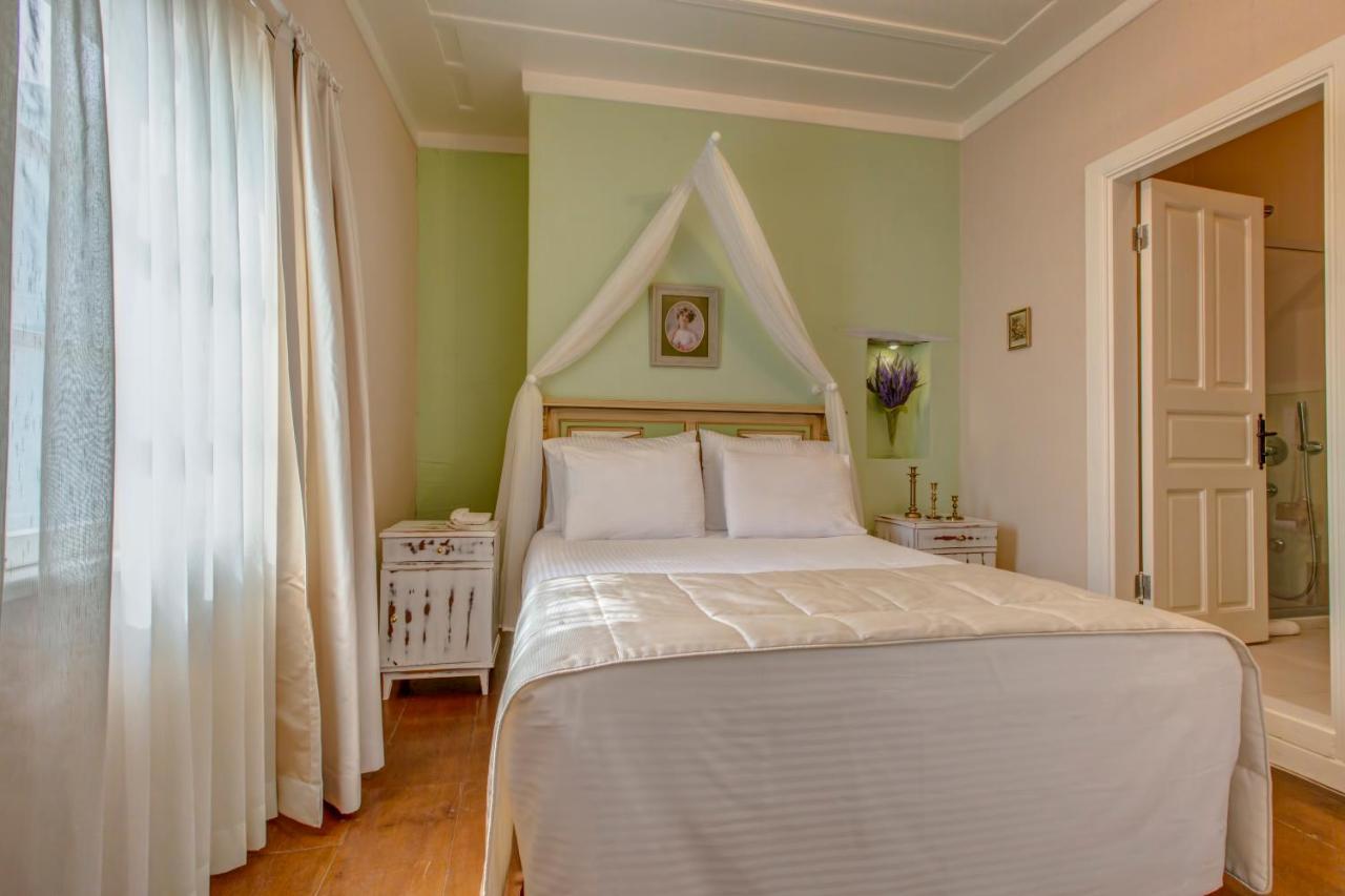 Erendira Hotel - Special Category Алачати Экстерьер фото