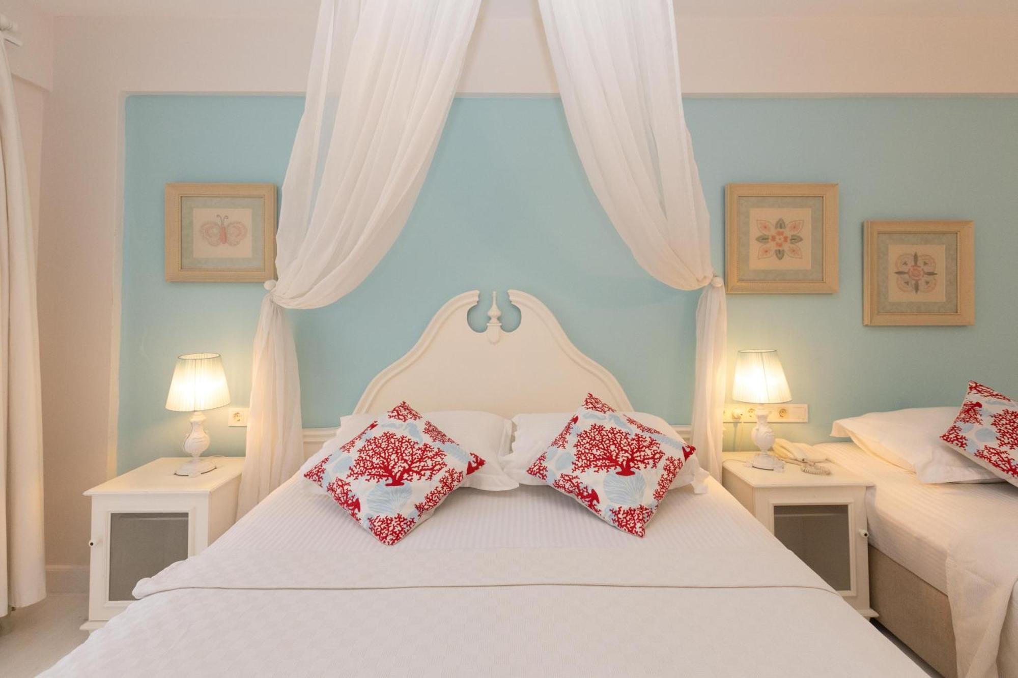 Erendira Hotel - Special Category Алачати Экстерьер фото